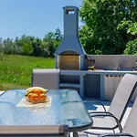 Eroa By Interhome *