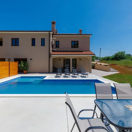 Eroa By Interhome * Žminj