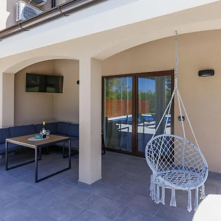 Eroa By Interhome *