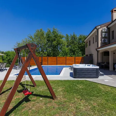 Appartement Eroa By Interhome Žminj