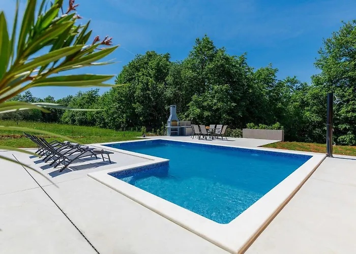 Eroa By Interhome * Žminj