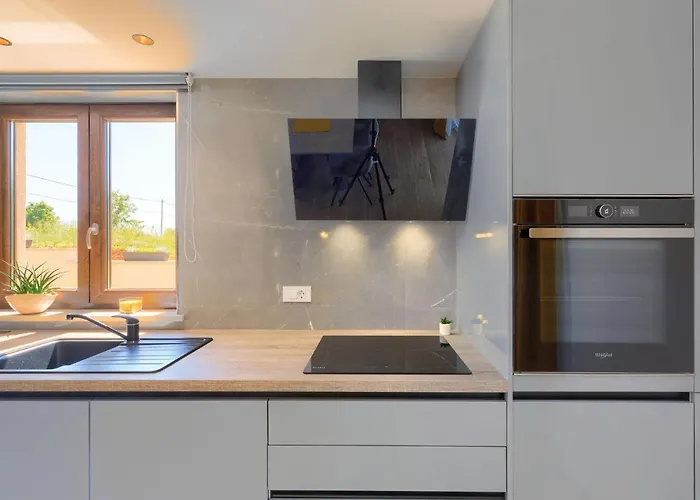 Eroa By Interhome * Zminj